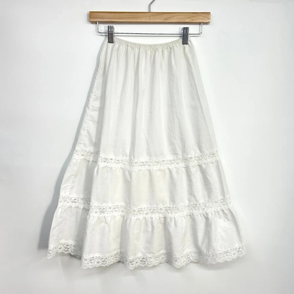 Prairie White Lace Tiered Petticoat Half Slip Medium Cottagecore Fairycore